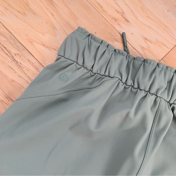 Lululemon Keep Moving Pant High Rise Tapered Jogger Green Drawstring Size 4 - Picture 6 of 8